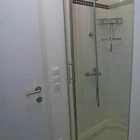 Roberto Apartment *